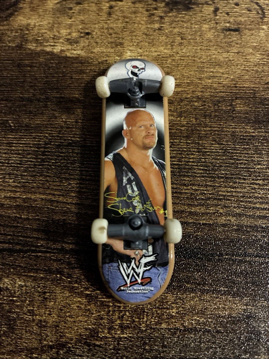 WWF Stone Cold Steve Austin VTG Official 1999 Similar Device Mini