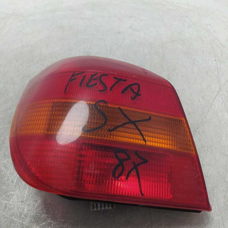 Foto 1 di 9