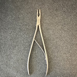 BOSS 526-1012 Orthodontic Plier Orthodontics Dentistry MPN AES 01/25