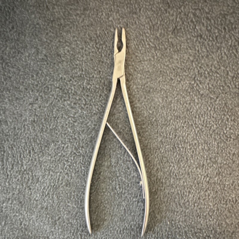 BOSS 526-1012 Orthodontic Plier Orthodontics Dentistry MPN AES 01/25