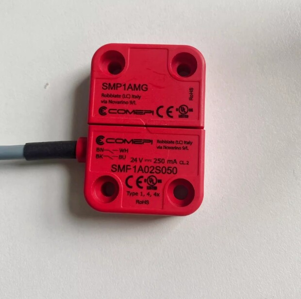 1PCS NEW FOR Magnetic switch SMP1A02S050+SMP1AMG Two normally closed