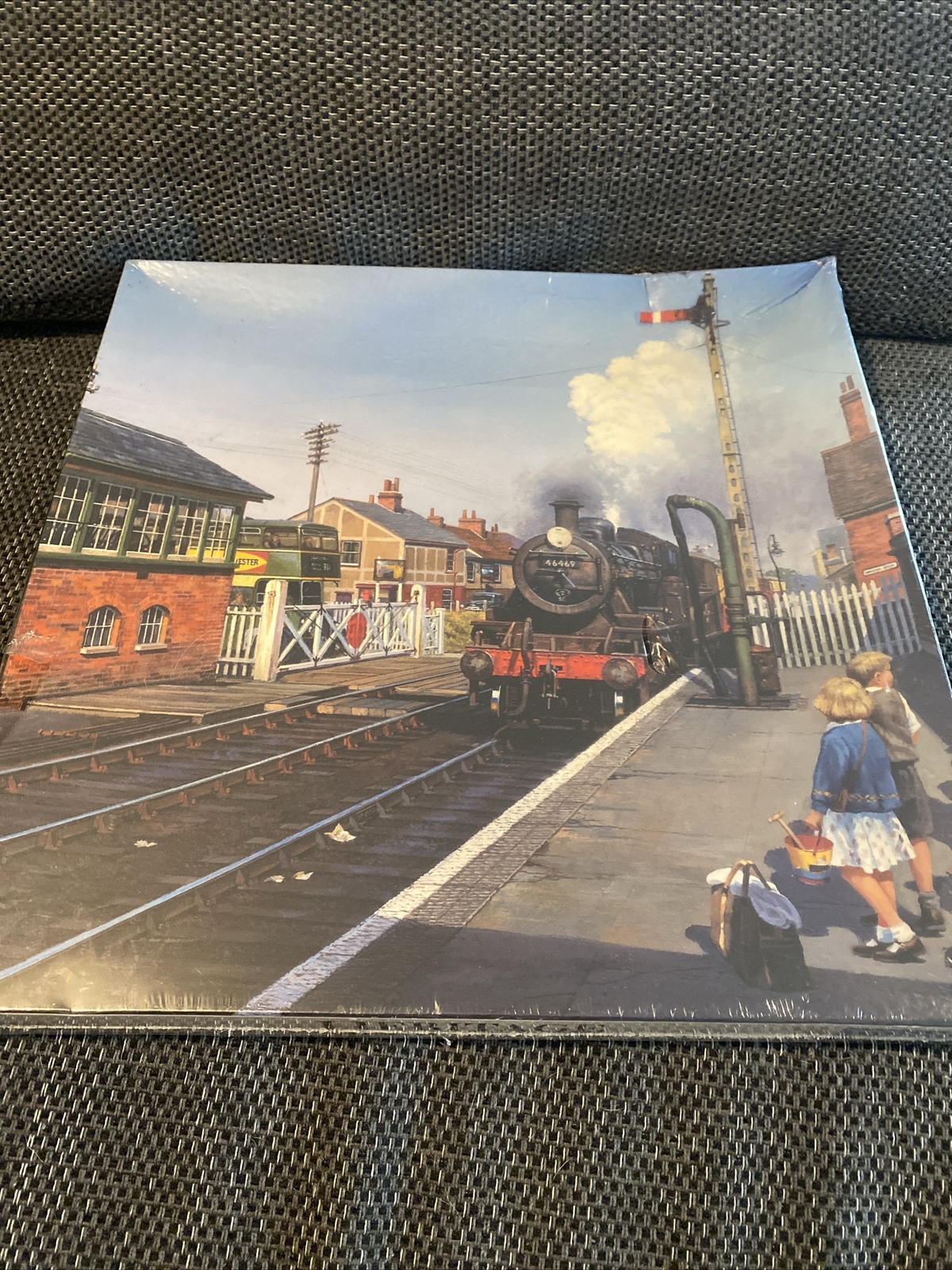 Gibsons Jigsaw Puzzle Seaside Excursion Malcolm Root Train Vintage