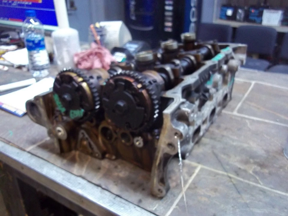 2007-2009 SUZUKI GRAND VITARA DRIVER LEFT SIDE CYLINDER HEAD 3.6L w CAM GEARS - Image 3 of 4