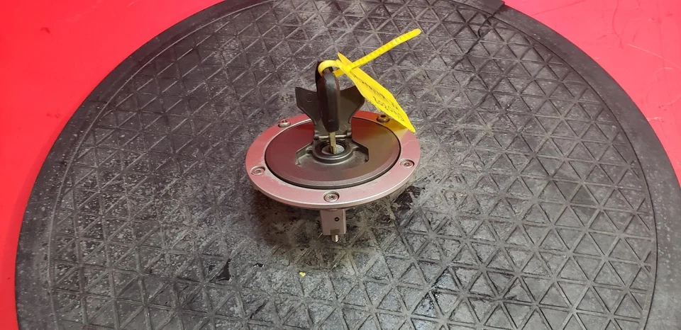 JUEGO DE CERRADURAS HONDA CBR 2017 Foto 3 de 4