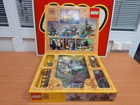 Lego 6270 Forbidden Island (1989) Legoland Pirates Complete Box and Booklet