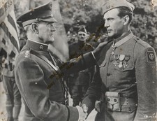 #65660 Actor Gary Cooper (right) in the film 