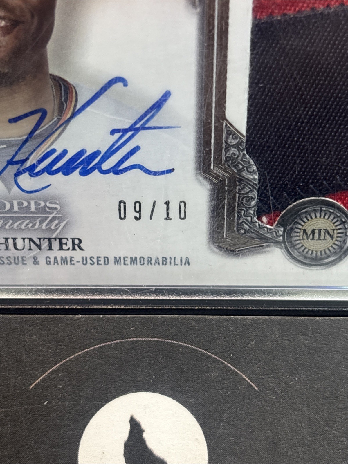 2023 Topps Dynasty #DAP-TH1 Torii Hunter On Card Game Used Patch Auto /10 view 3