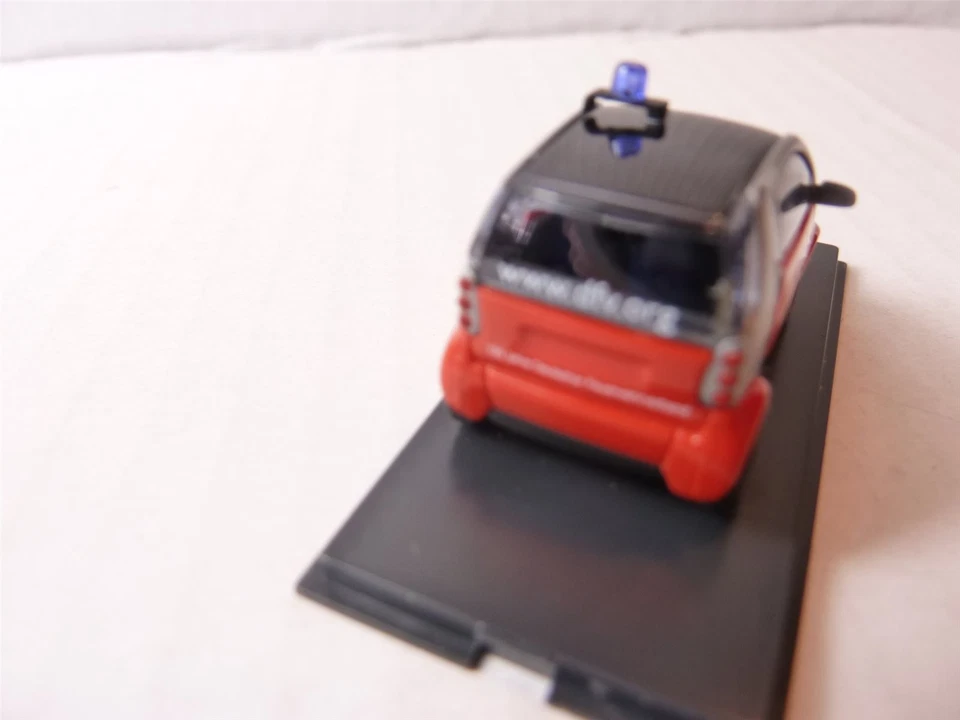 Busch Smart 489309 1/87 City Coupe vigili del fuoco Bassa Sassonia auto auto ... - Immagine 4 di 4