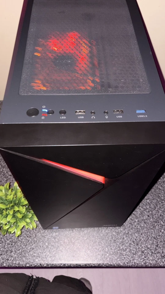 Custom Black RGB Gaming PC Intel i7 4770 16GB RAM 1TB HDD W / R9 380 4GB - Image 4 of 4