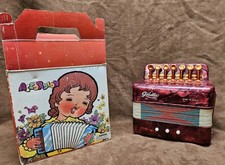 Vintage GOODLIN Accordion.  GL 102 Red With B...
