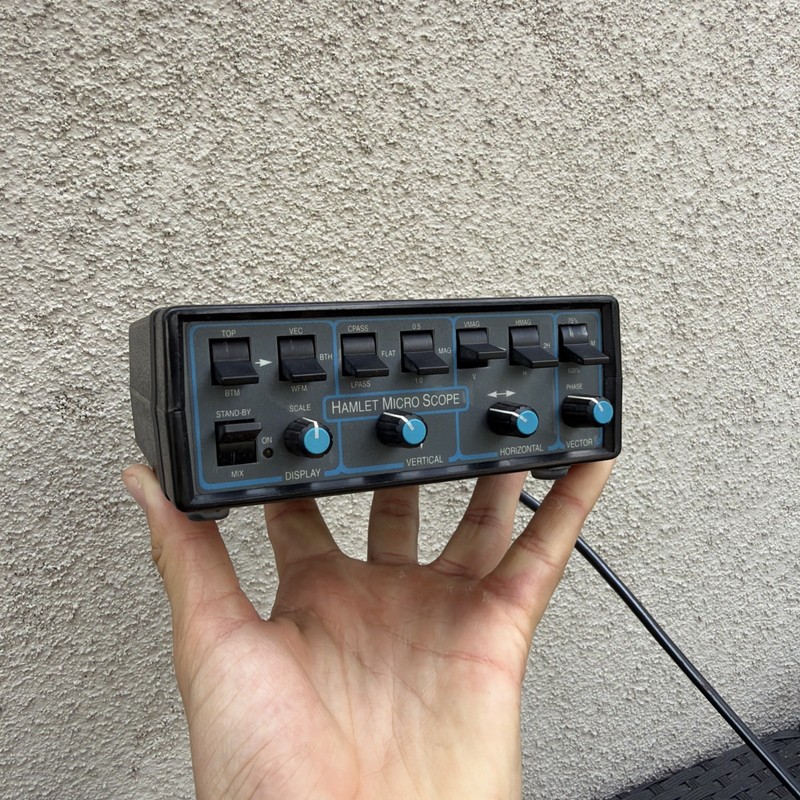 Hamlet Micro Scope - Portable SD SDI Composite Waveform Vector and Audio Monitor