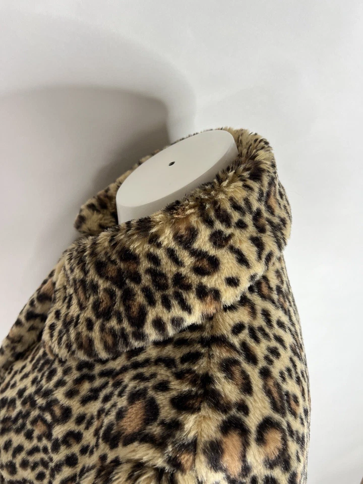 Vtg MOSCHINO CHEAP & CHIC CROPPED LEOPARD PRINT FAUX FUR JACKET 46 L - Image 3 of 4