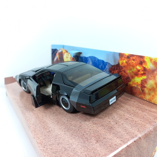 1/24 COCHE CAR PONTIAC TRANS-AM SUPERCAR KNIGHT RIDER COCHE FANTÁSTICO KITT - Imagen 2 de 4