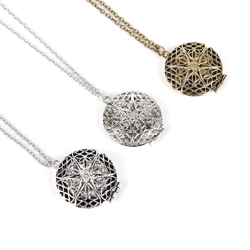 Silver-Locket-Necklace-Fragrance-Essential-Oil-Aromatherapy-Diffuser-Pendant-Hot