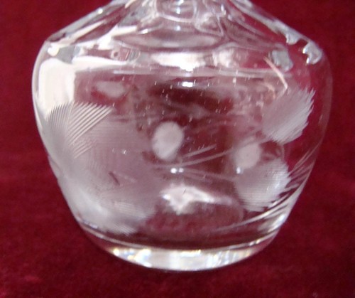 Vintage Etched Lead Crystal Perfume Bottle Ground Glass Stopper Apothecary - Picture 9 of 11