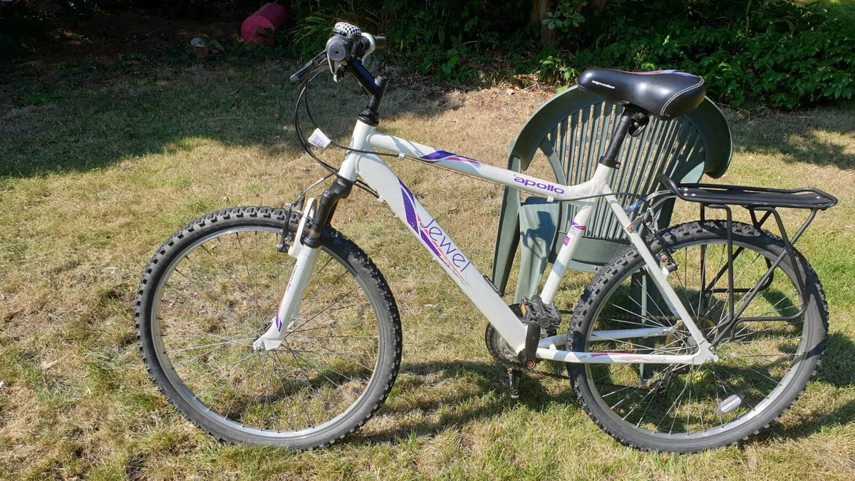 Jewel bike halfords hotsell