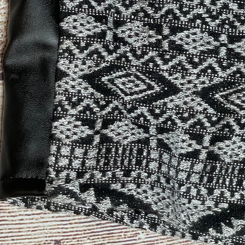 NEW Juniors Volcom Stone Row Silver Black Sparkly Faux Leather Shorts Medium NWT - Image 3 of 4