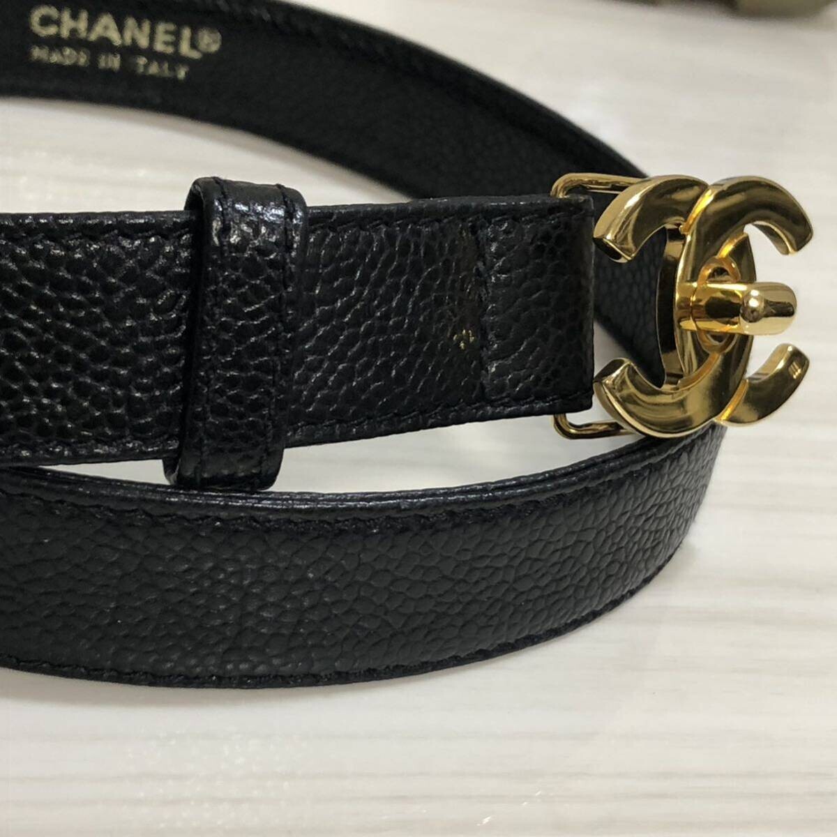 CHANEL BELT AUTH Coco chain CC Gold Vintage Turn Lock Black CHANEL BELT AUTH Coco chain CC Gold Vintage Turn Lock Black