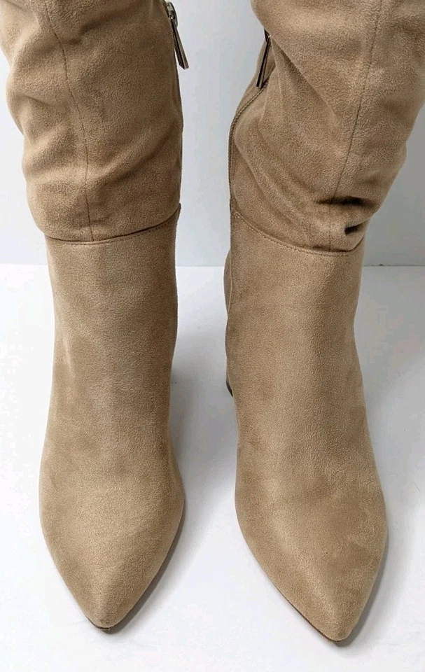 Botas Acima do Joelho Alexiana da Jessica Simpson, Tan, Feminino 8 - Imagem 3 de 4