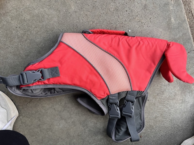 International Pet Supplies Dog Life Jacket Red Gray MD Rescue Handle