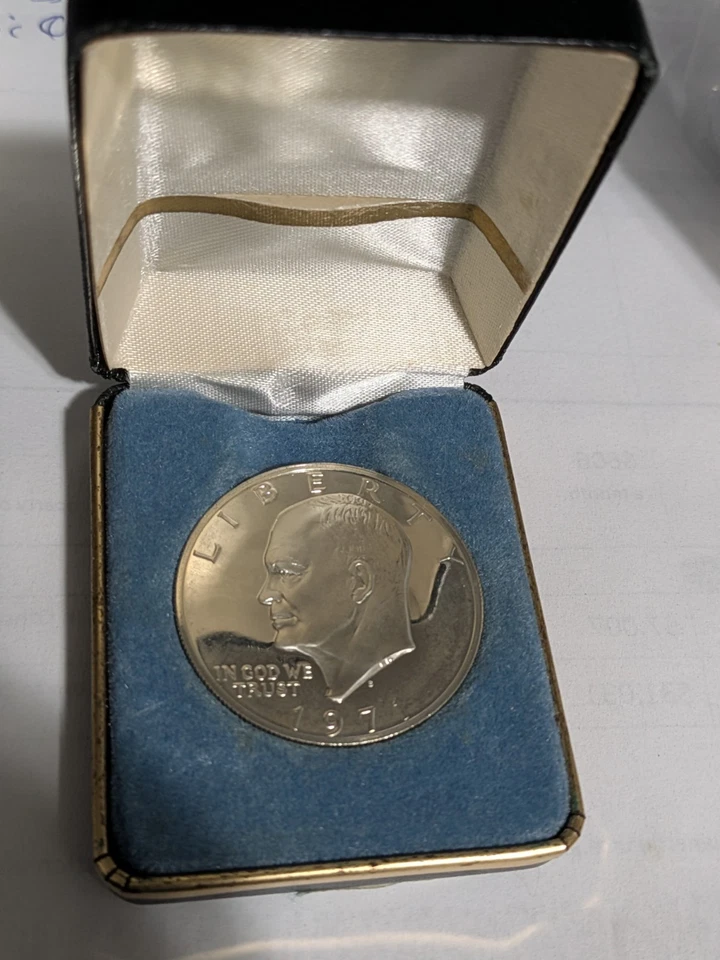 1971 S Proof Eisenhower Dollar in Special Presentation Box - Image 3 of 3