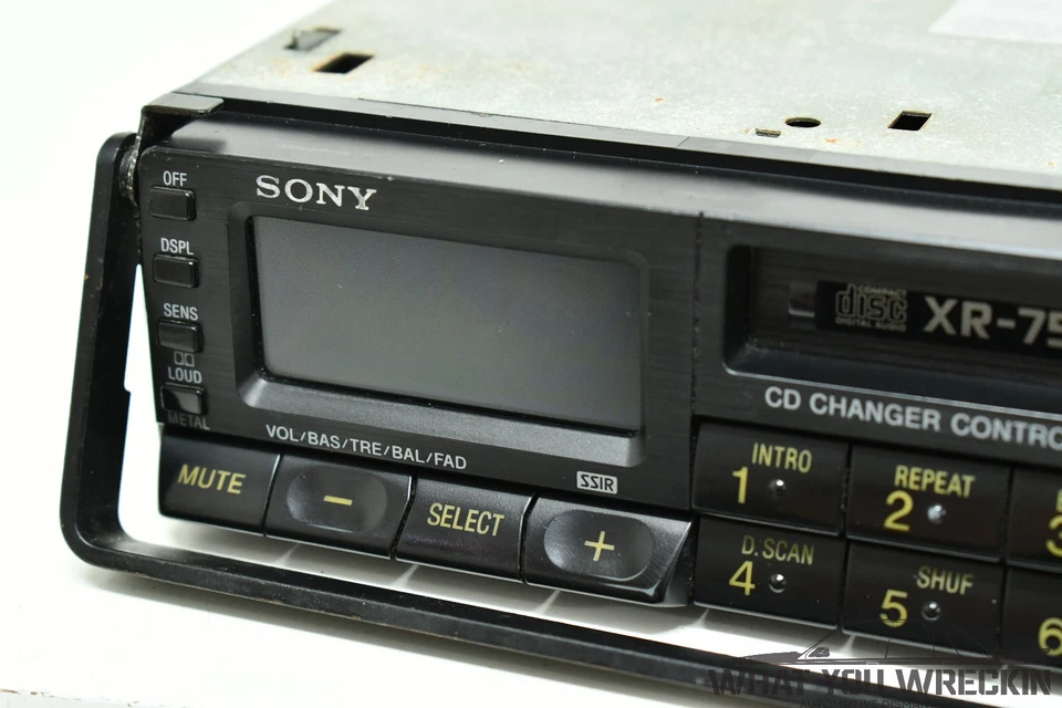 VINTAGE SONY CAR RADIO CASSETTE PLAYER / HEADUNIT - XR-7550 - CD CHANGER CONTROL - image 4 of 4