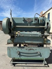 Milwaukee Doelger Kirsten Press Brake No. 25-4 4 Ft 12 Gauge Capacity Milwaukee Doelger Kirsten Press Brake No. 25-4 4 Ft 12 Gauge Capacity