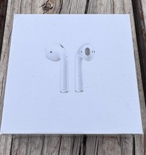 Apple AirPods 2nd Generation w/Charging Case New & Sealed