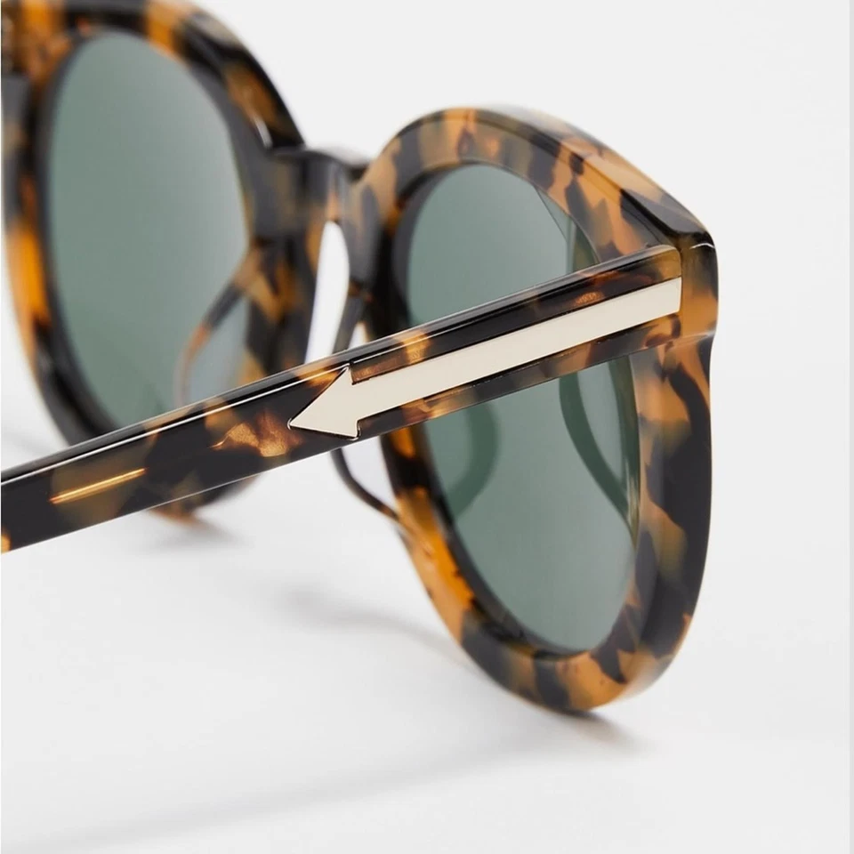 Gafas de sol Karen Walker ajuste alternativo súper duper fuerza con estuche Foto 2 de 4