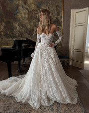 Bohemian Strapless A Line Wedding Dresses Lace Appliques Court Train Bridal Gown