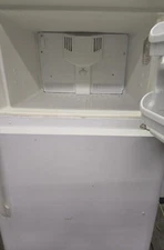 Frigidaire refrigerator top freezer bottom refrigerator