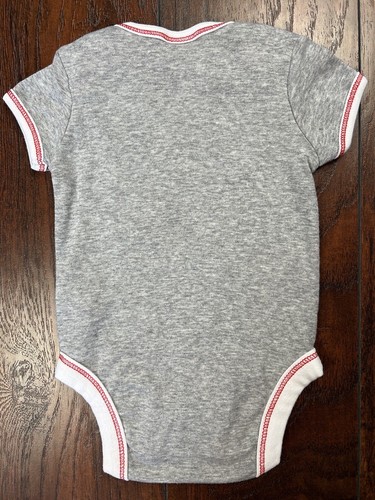 Rivalry Threads 91 Ball State University Indiana Baby One Piece Outfit 3-6M grigio - Foto 2 di 8