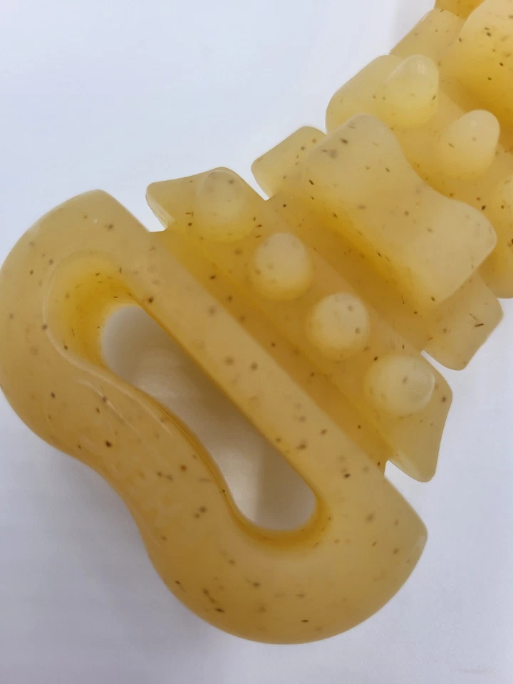 Juguete para masticar Caitec Hero Treat n Play pequeño dental relleno duradero para perros Foto 2 de 4