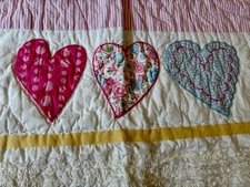Pottery Barn Kids / Baby 🩷💗🩵Heart Appliqué Quilt