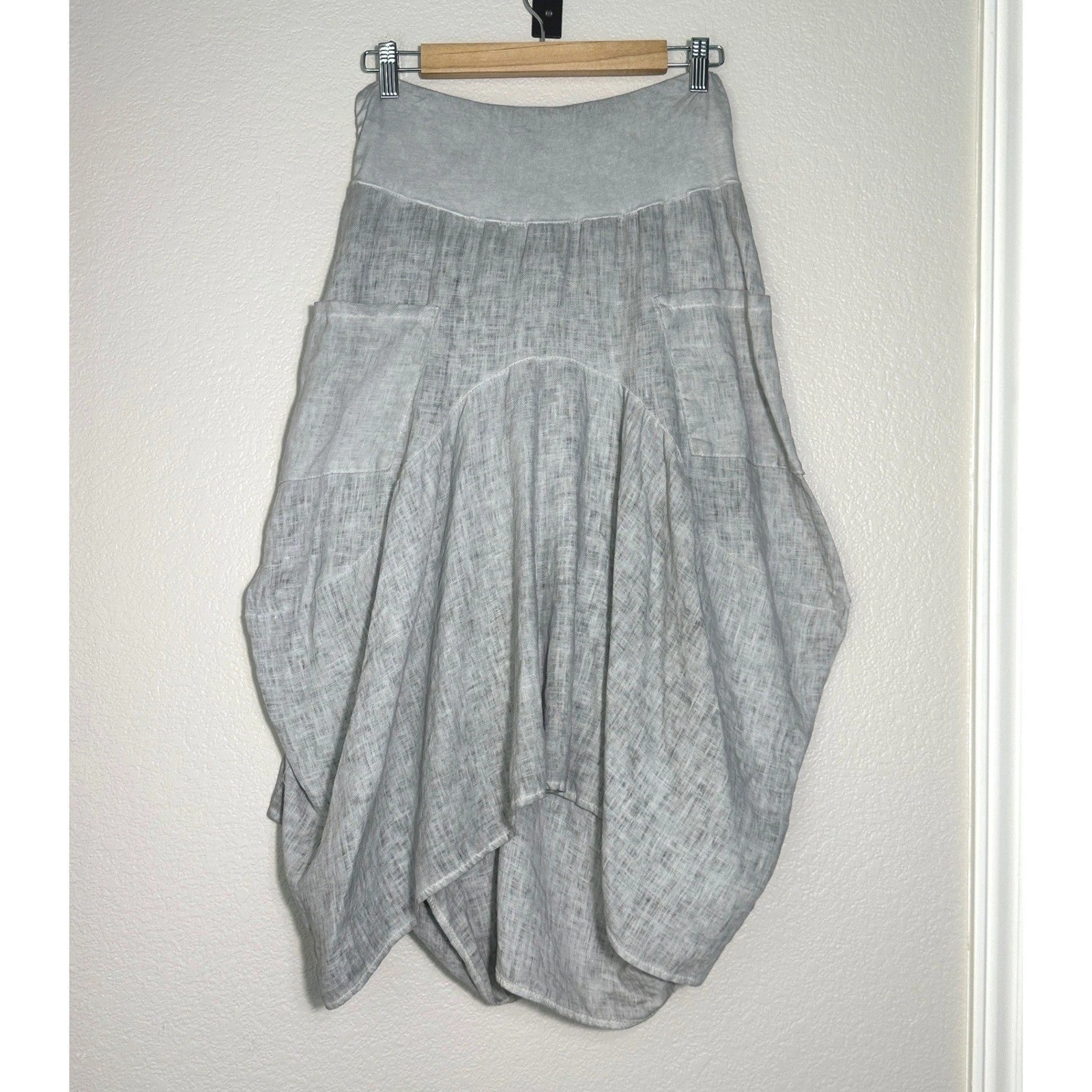 Inizio Magic Linen 2 Pocket Skirt Grey XL Made in Italy Lagenlook Artsy Earthy
Opens in a new window