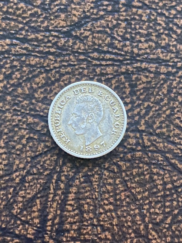 1897 Ecuador 1/2 Décimo %90 Silver