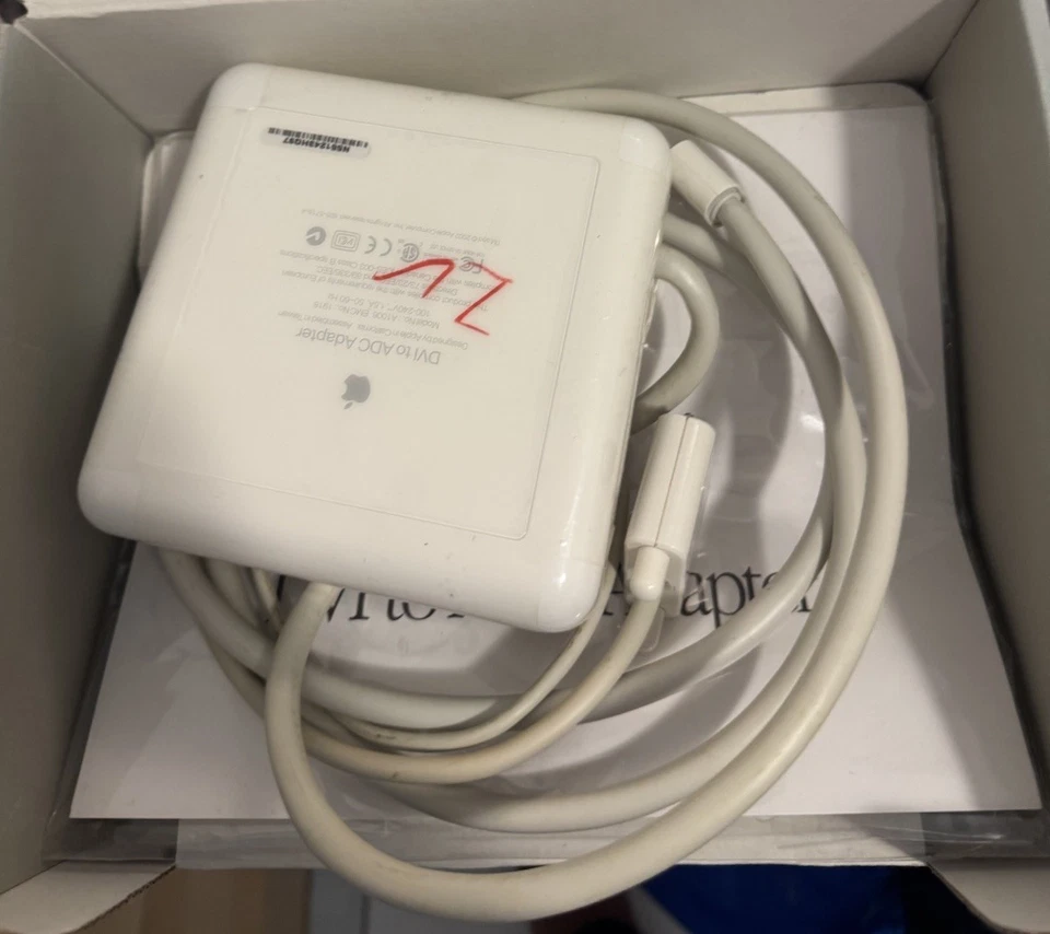 Authentic Apple DVI to ADC Adapter M8661LL/B A1006 W/P.Cord, Manual & Box - Image 4 of 4