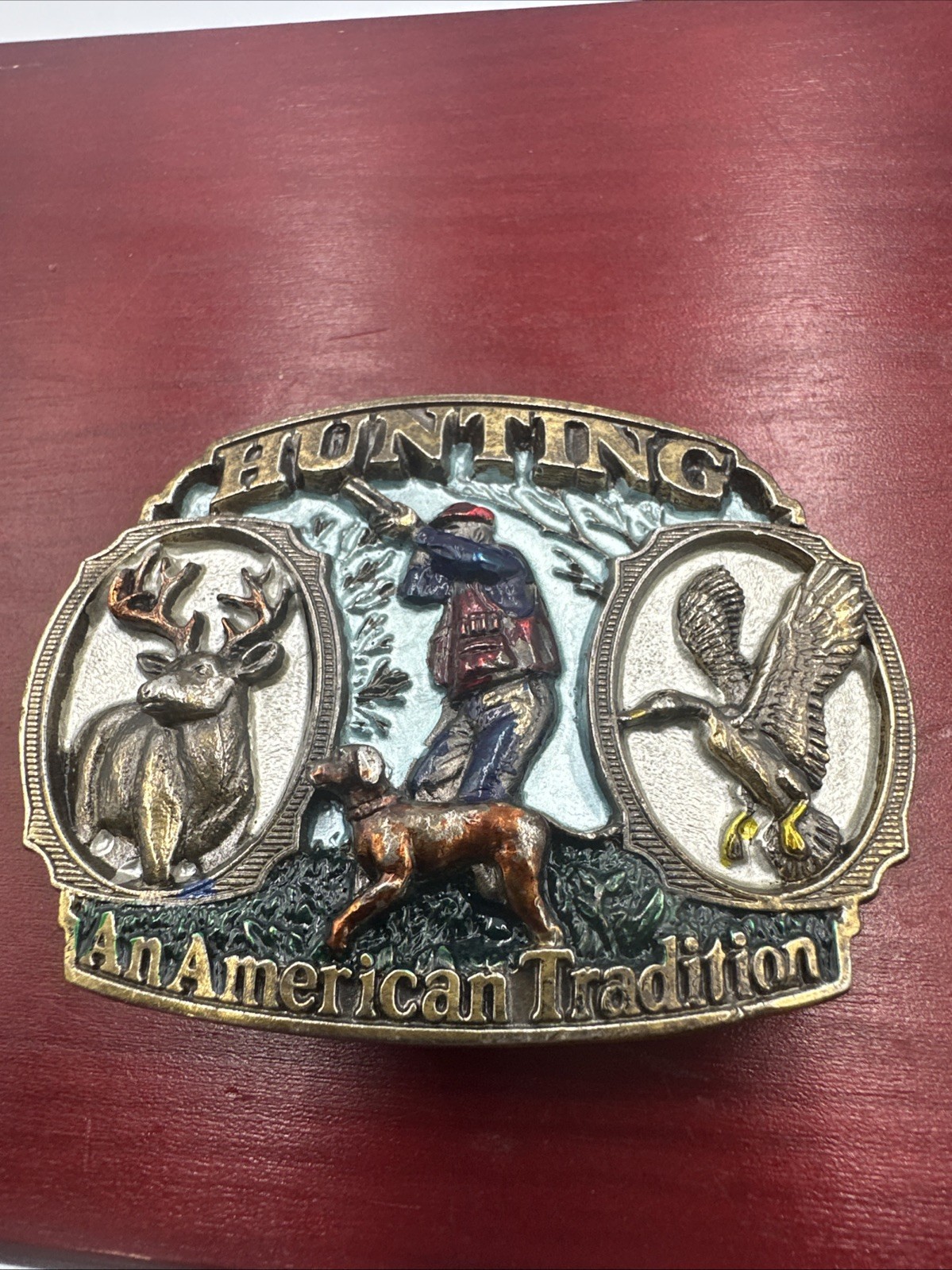 VTG 1986 Great American Buckle Co. “Hunting – An American Tradition” Belt Buckle