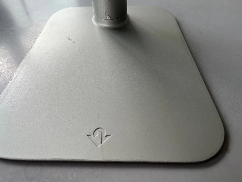 Twelve South HiRise Height-adjustable stand for MacBooks & Laptops 20440 Silver - Image 3 of 4