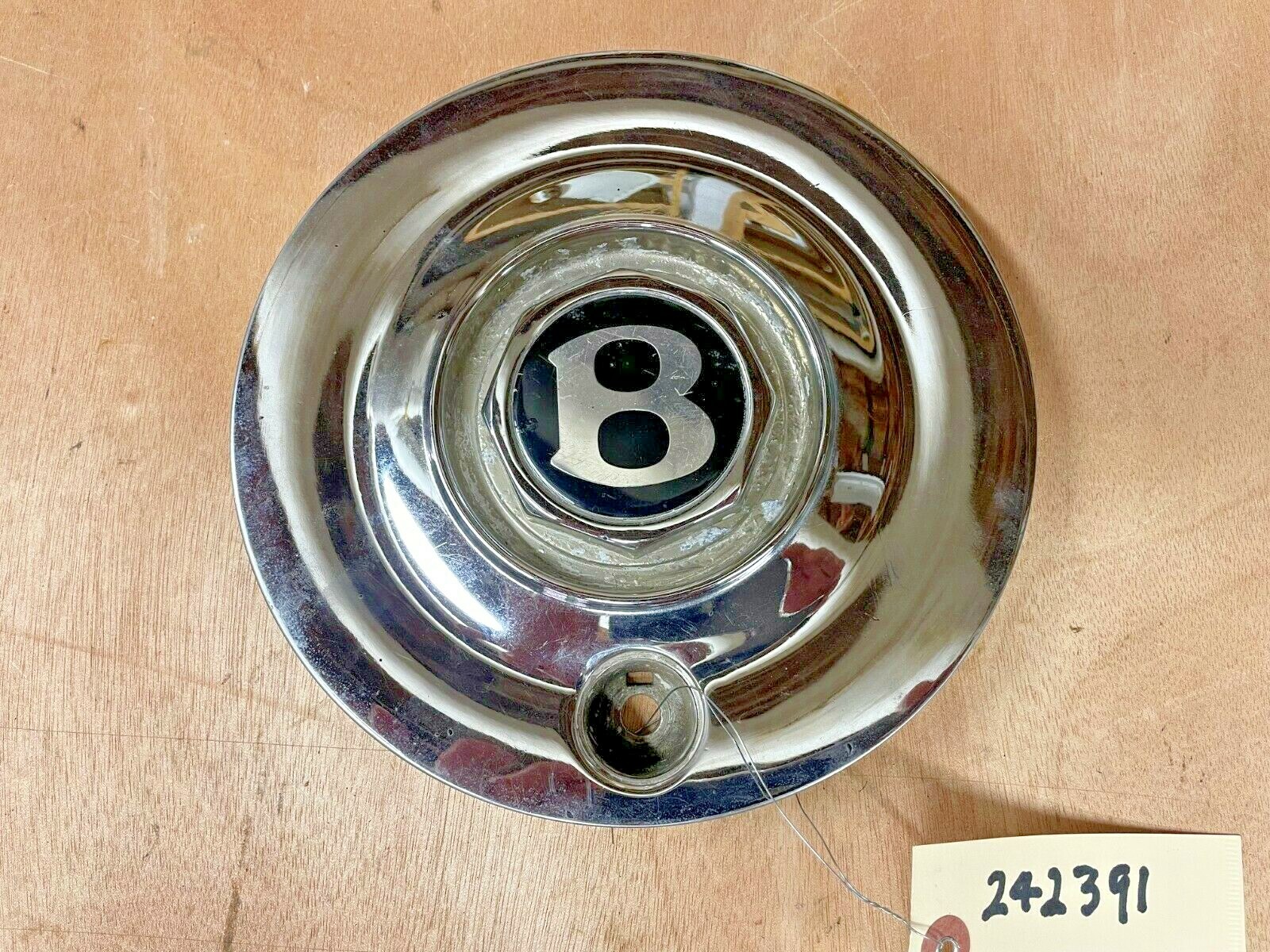 BENTLEY ARNAGE AZURE CHROME HUBCAP. WORLDS LARGEST USED ROLLS ROYCE INVENTORY 