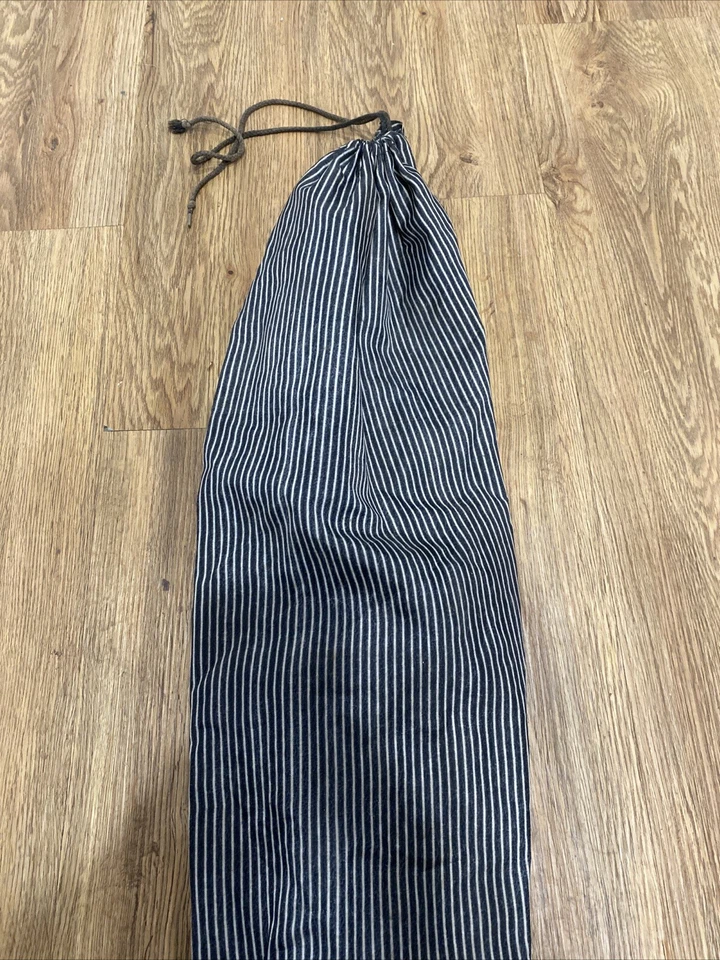 Raro estuche de colección de caña de pescar a rayas blancas y negras calcetín suave 46” Foto 2 de 4