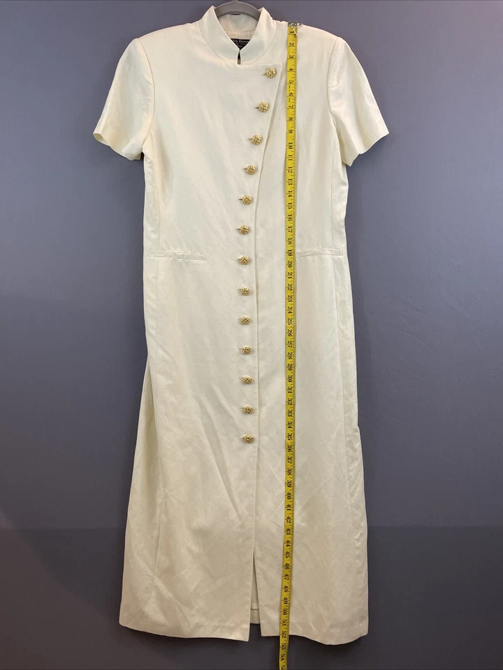 Vestido Vaina Cynthia Howie Maggie Boutique Suave Amarillo Mezcla de Lino Botones Dorados Foto 4 de 4