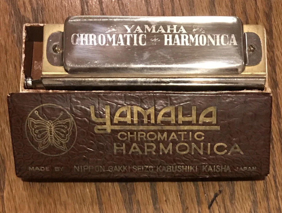 Armónica Cromática Mariposa Yamaha G2U Vintage Nº 500 Hecha en Japón Llave C Foto 2 de 4
