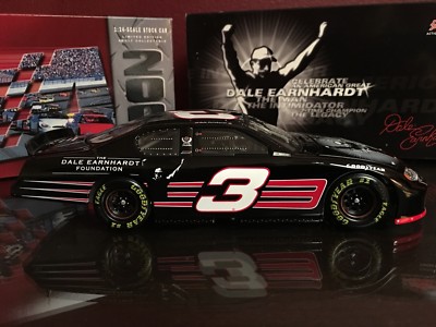 Miniature Action Collectibles Nascar 2003, Monte Carlo Chevy, Dale Earnhardt Foundation, 1:24