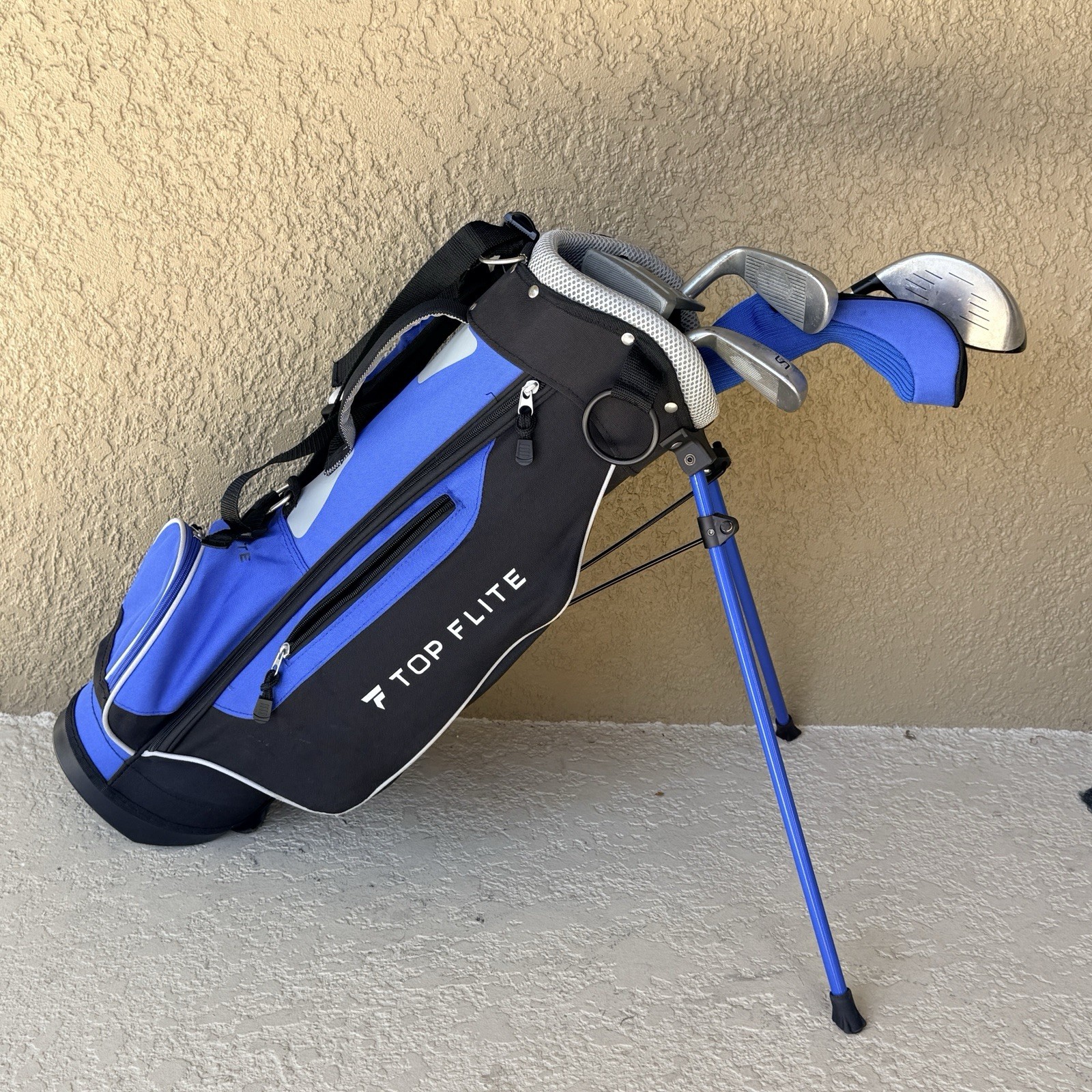 Set Rh For Kids 57"- 59" Tall 5 Club Set + Stand Bag