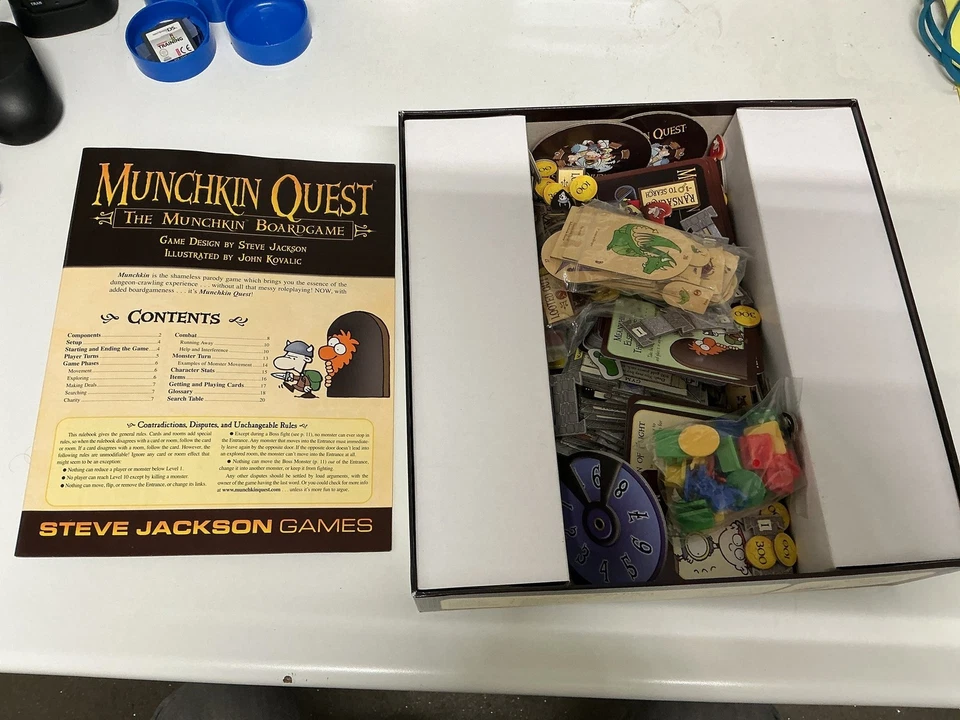 Steve Jackson Munchkin Quest Board Game Adventure Strategy 2206 - Image 2 of 4