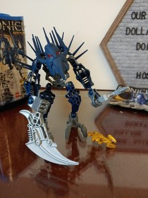 Lego Bionicle Stars Piraka #7137 Includes Booklet And Canister & Golden Bionicle