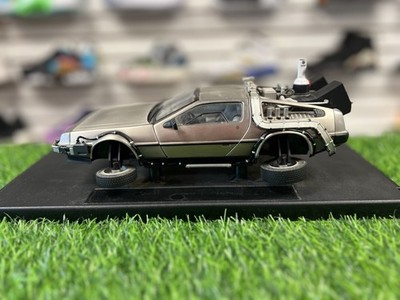 Sun Star 1/18 Scale No Box - De Lorean Back To The Future Part 2