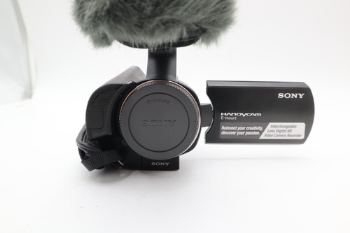 Sony NEX-VG10E E-Mount Camcorder 14.2MP Body Only, Semi-Professional, V.G. Cond - Picture 2 of 9