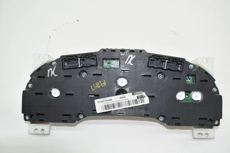 道奇 CALIBER 2007 07 燃油仪表集群速度计 0YD471DHAB 11881 — 第 3/4 张图片